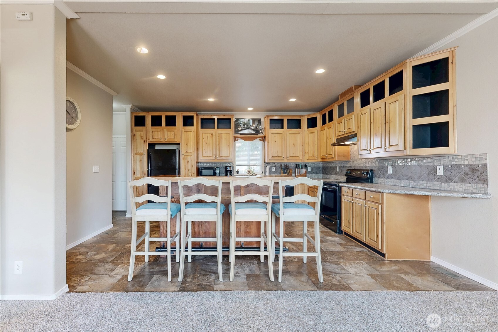 111 N D Street Property Photo 6