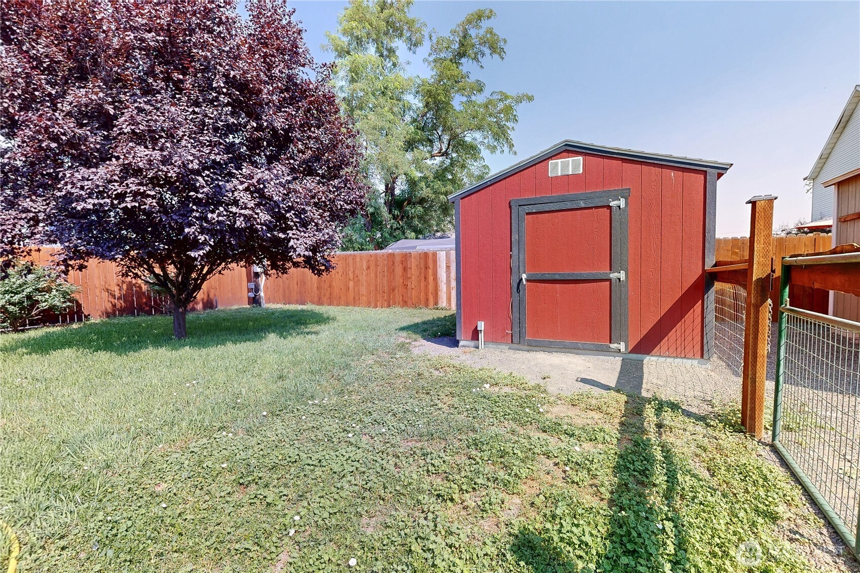 111 N D Street Property Photo 36