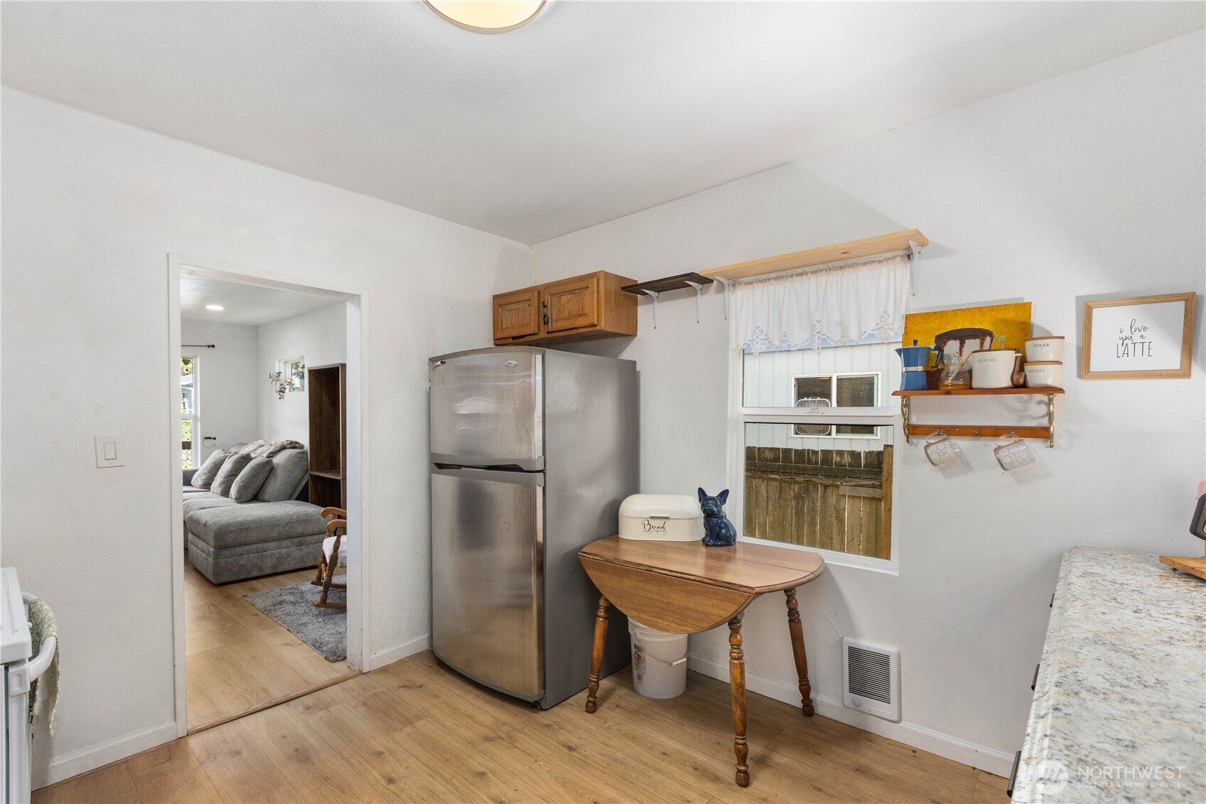 803 N Pacific Avenue Property Photo 14