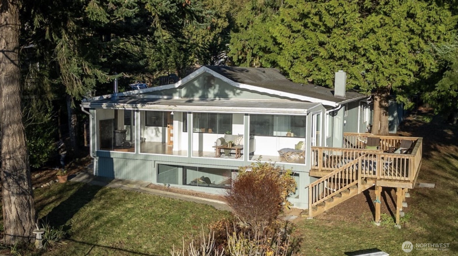 2553 Mackenzie Road Property Photo 2