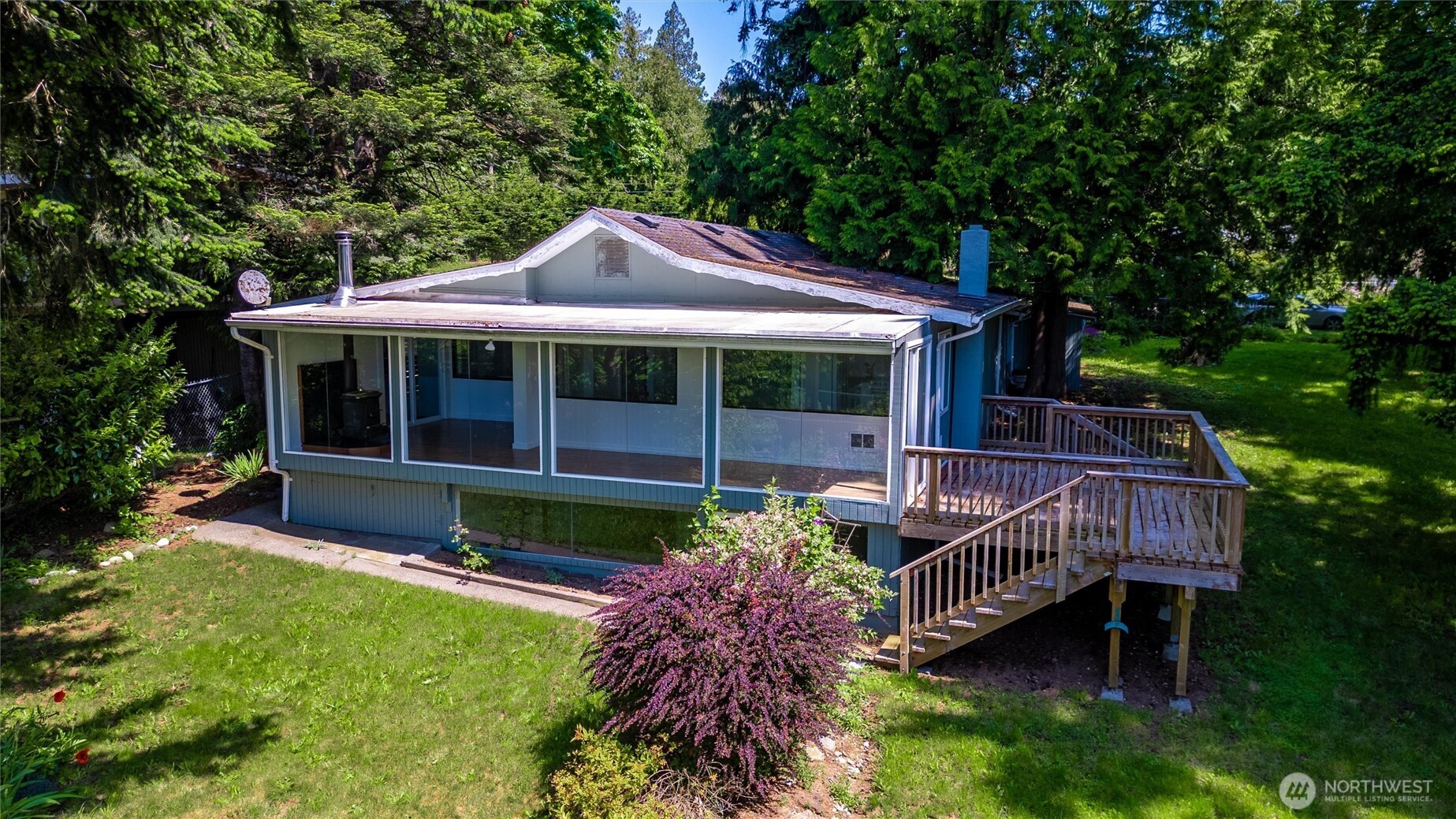 2553 Mackenzie Road Property Photo 4