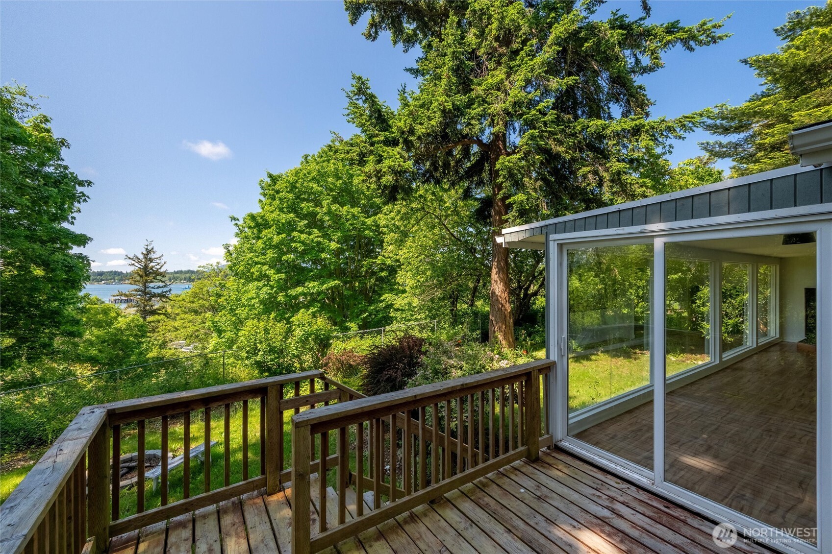 2553 Mackenzie Road Property Photo 5
