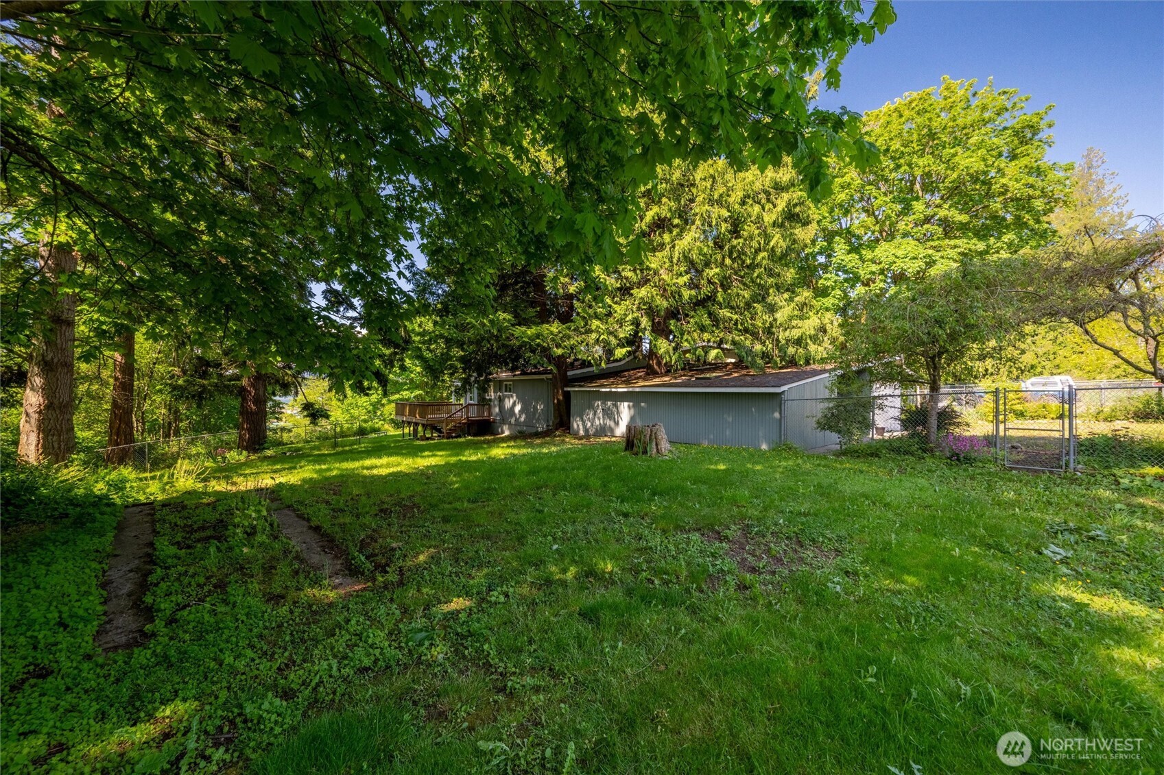 2553 Mackenzie Road Property Photo 8
