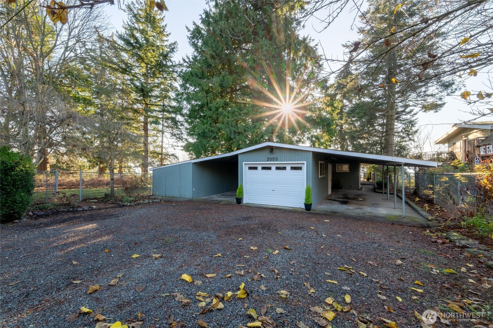 2553 Mackenzie Road Property Photo 9