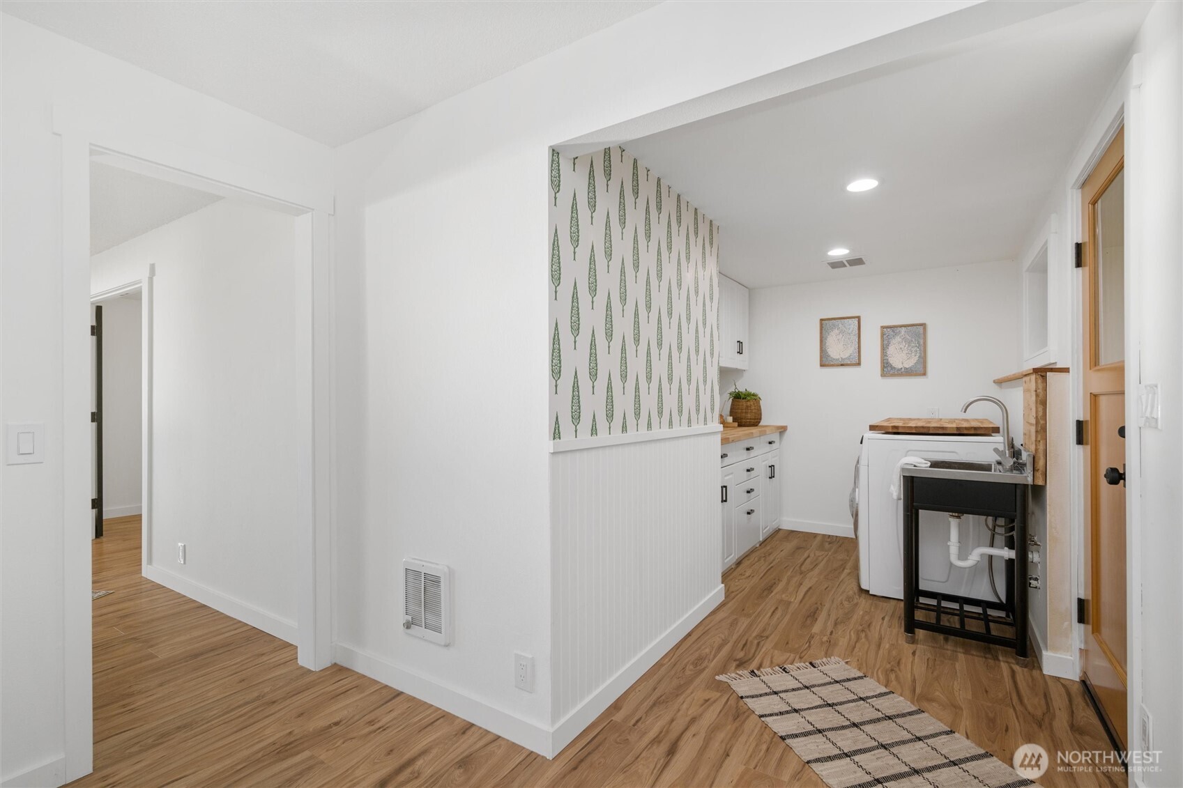 2553 Mackenzie Road Property Photo 13