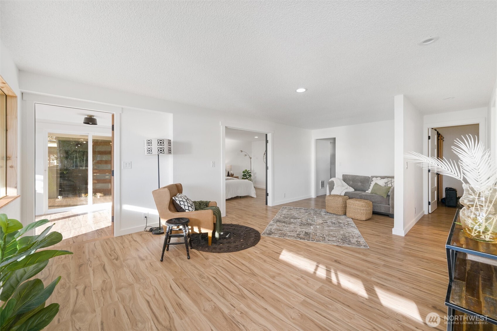 2553 Mackenzie Road Property Photo 16