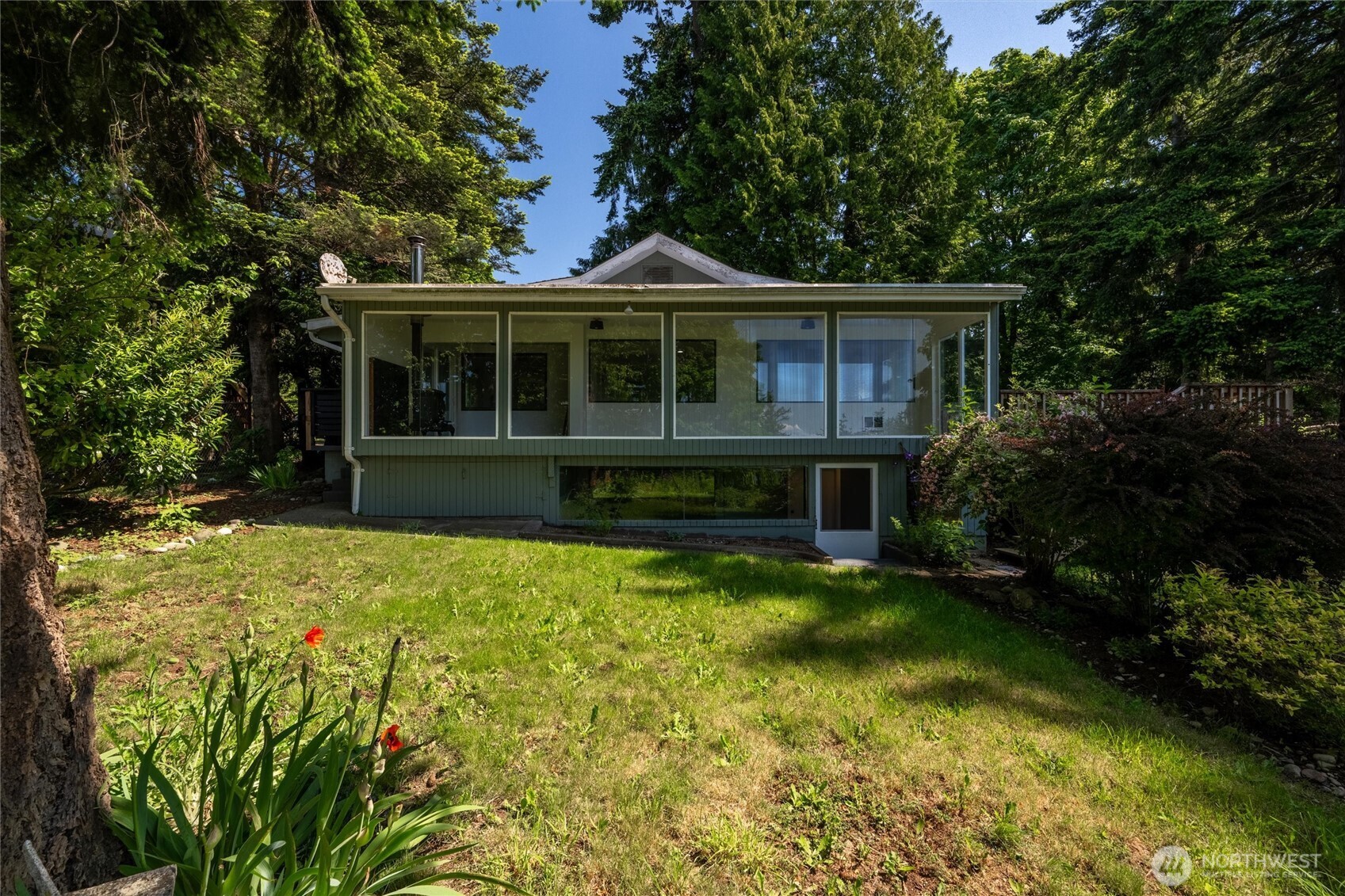2553 Mackenzie Road Property Photo 30