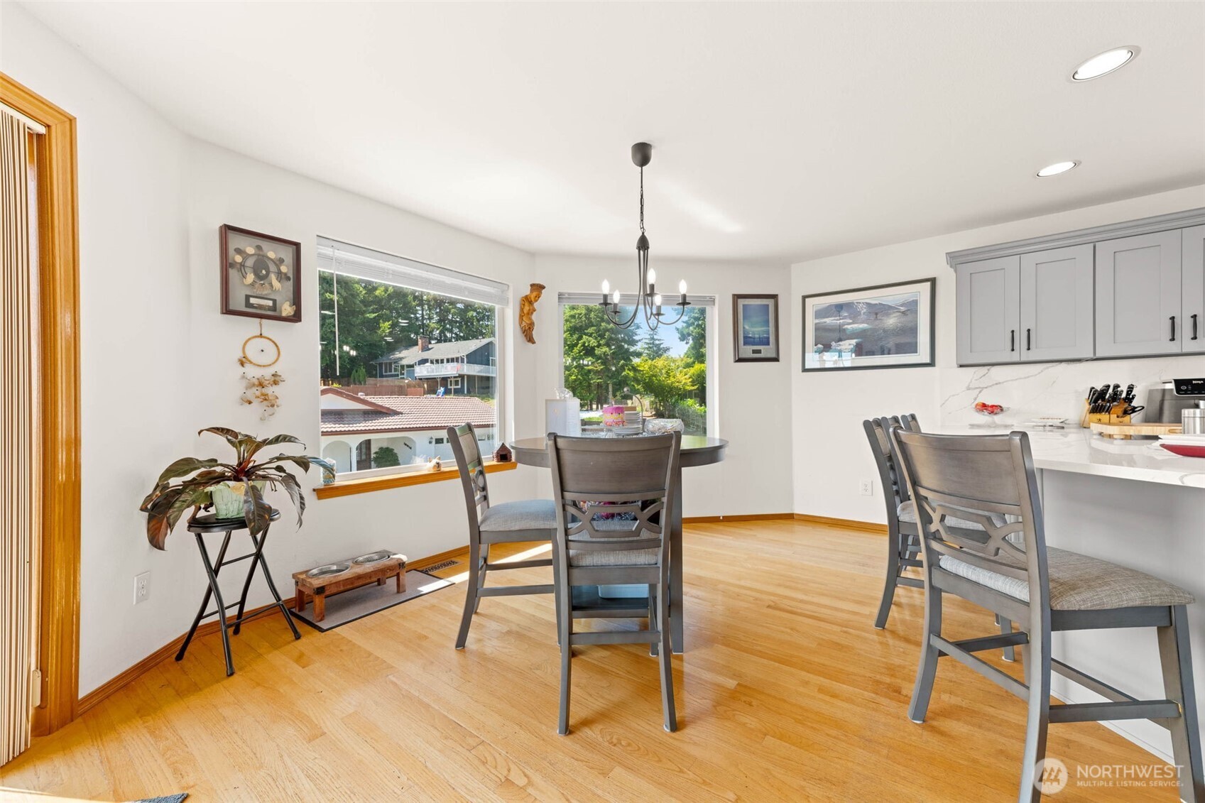 11002 Moller Drive Property Photo 11