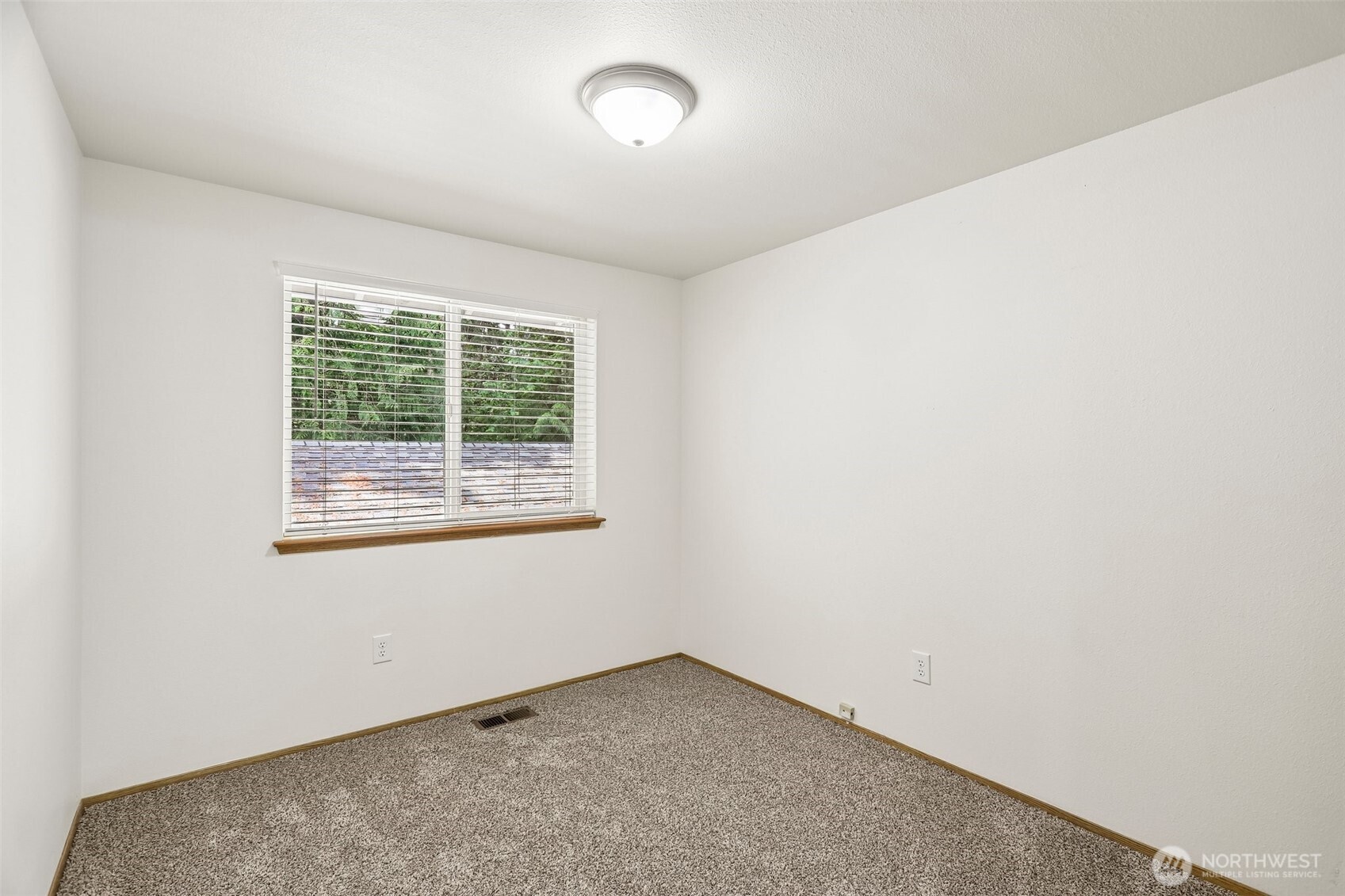 18110 81st Street Property Photo 15