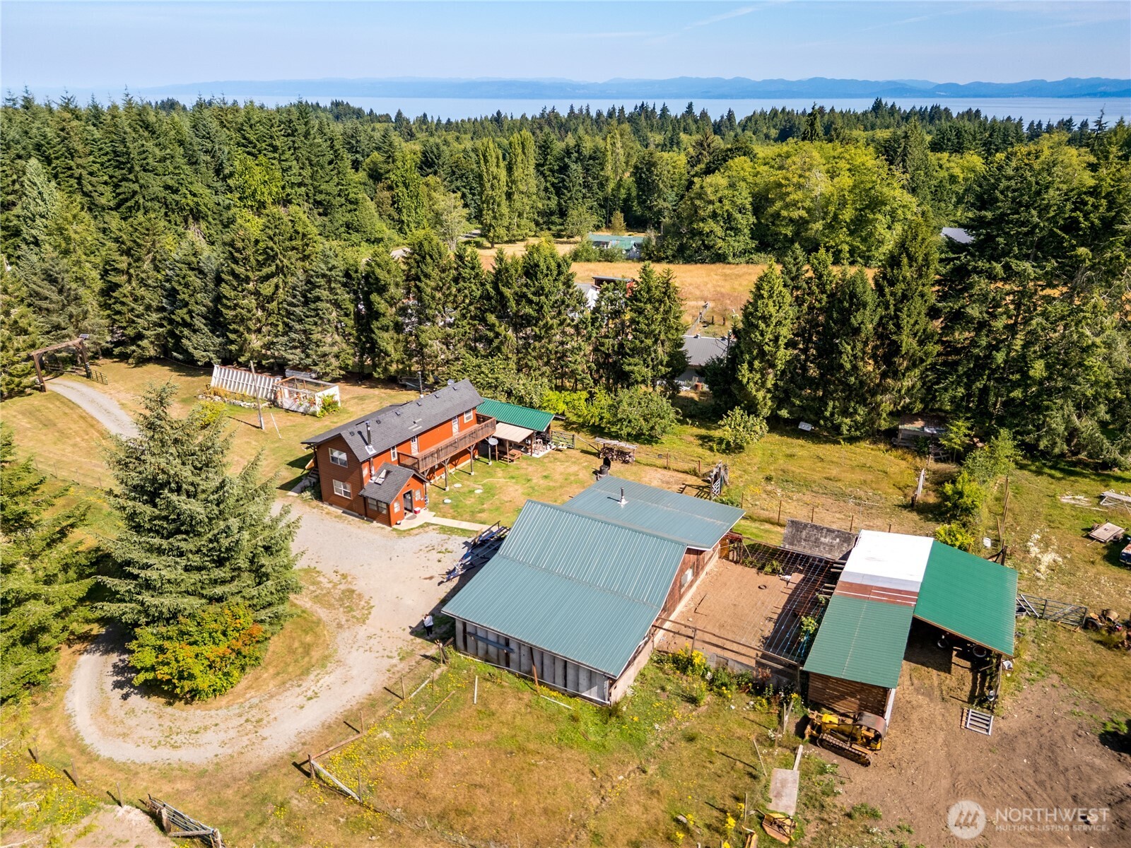 332 Whiskey Creek Beach Rd Property Photo 2