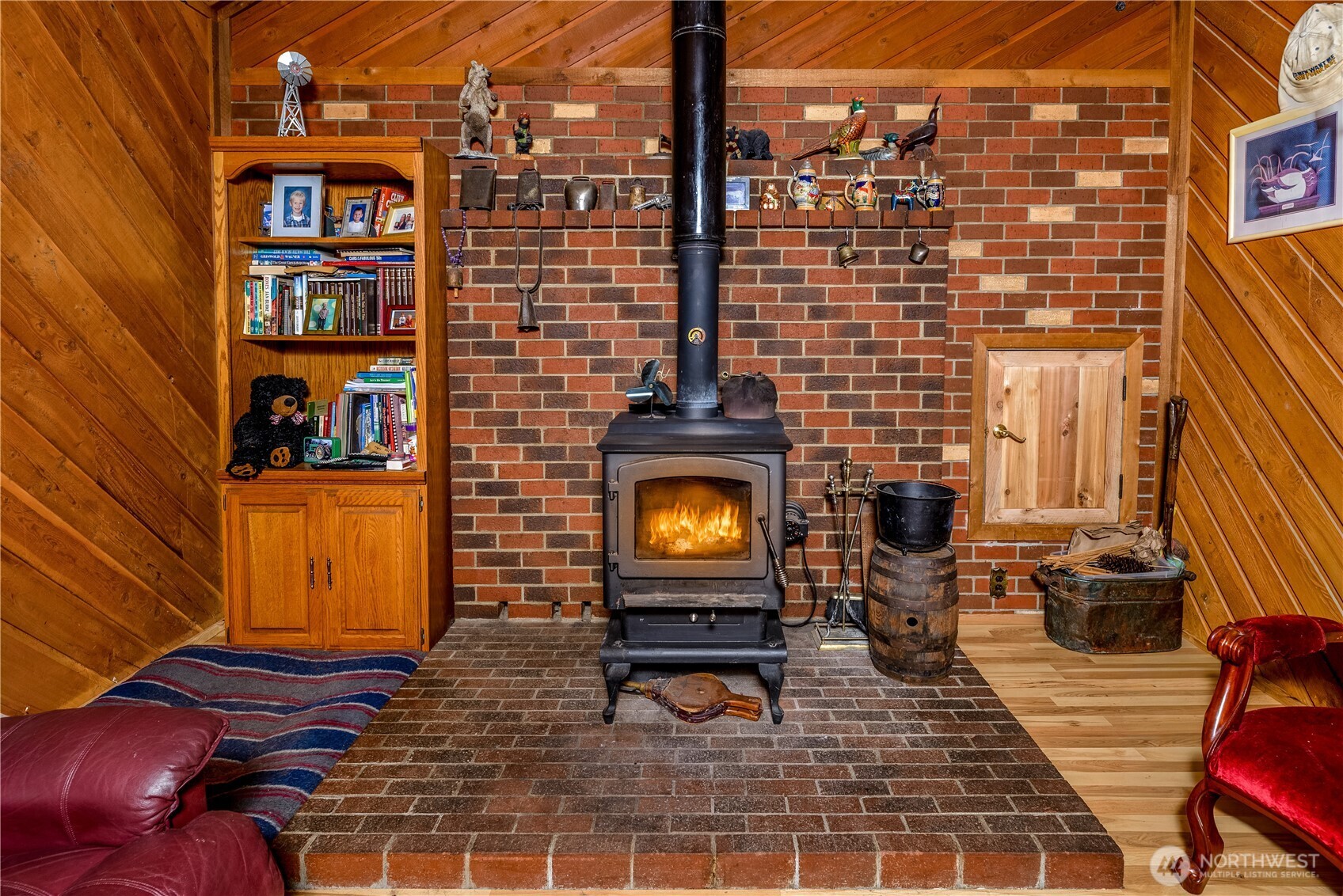 332 Whiskey Creek Beach Rd Property Photo 8