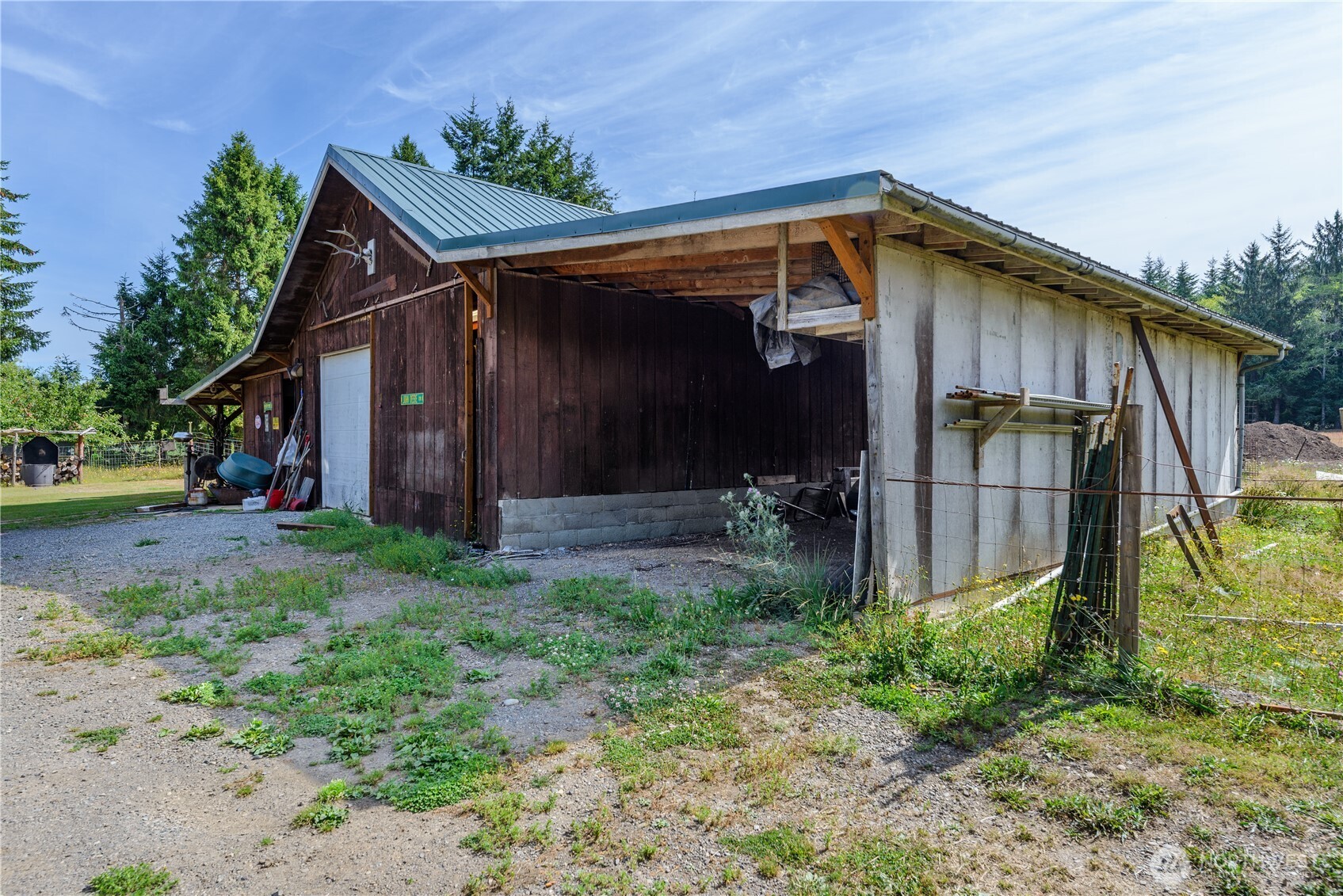 332 Whiskey Creek Beach Rd Property Photo 20