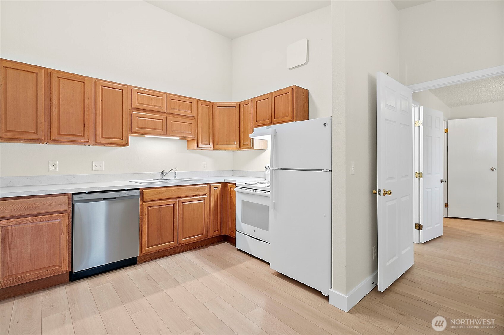 417 22nd Street Property Photo 2