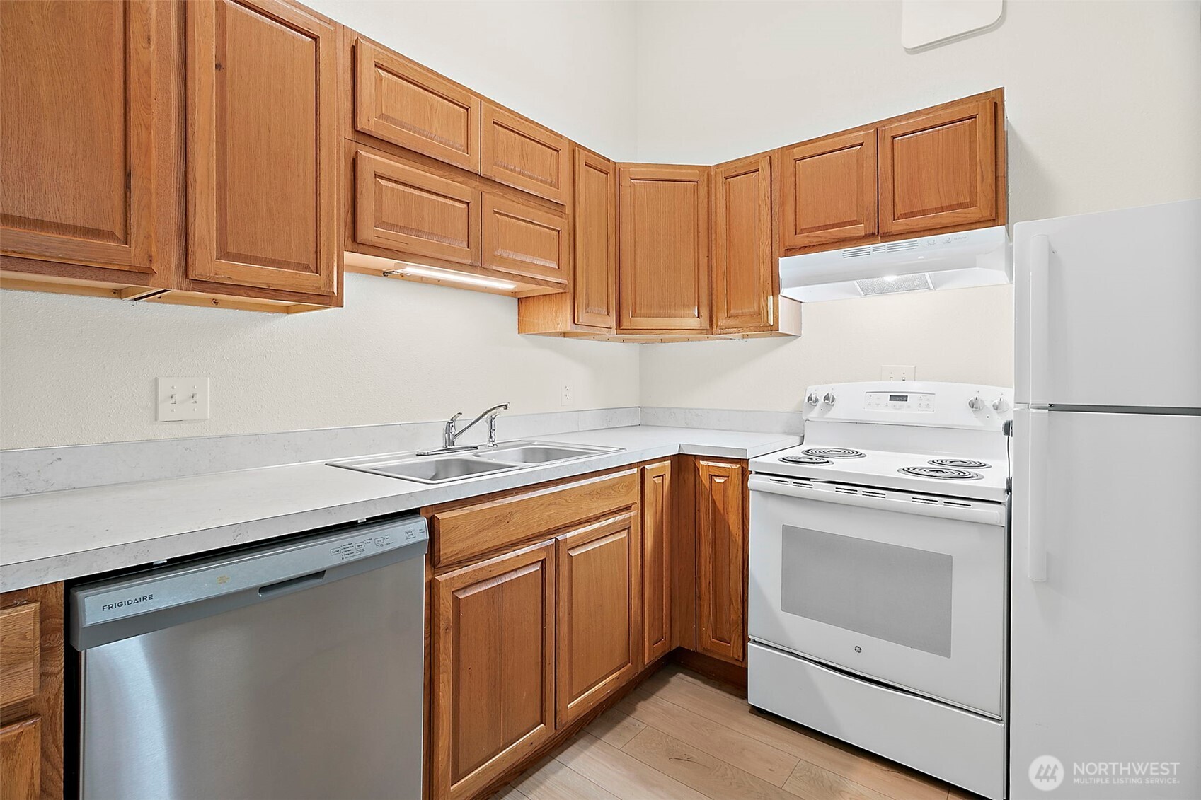 417 22nd Street Property Photo 3