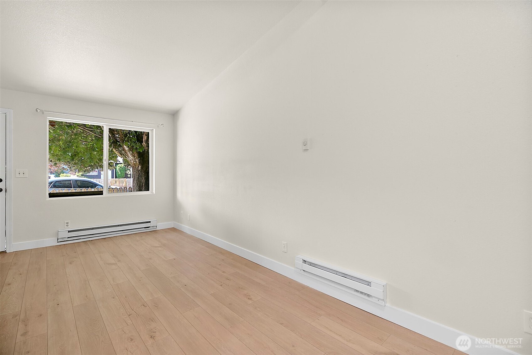 417 22nd Street Property Photo 4