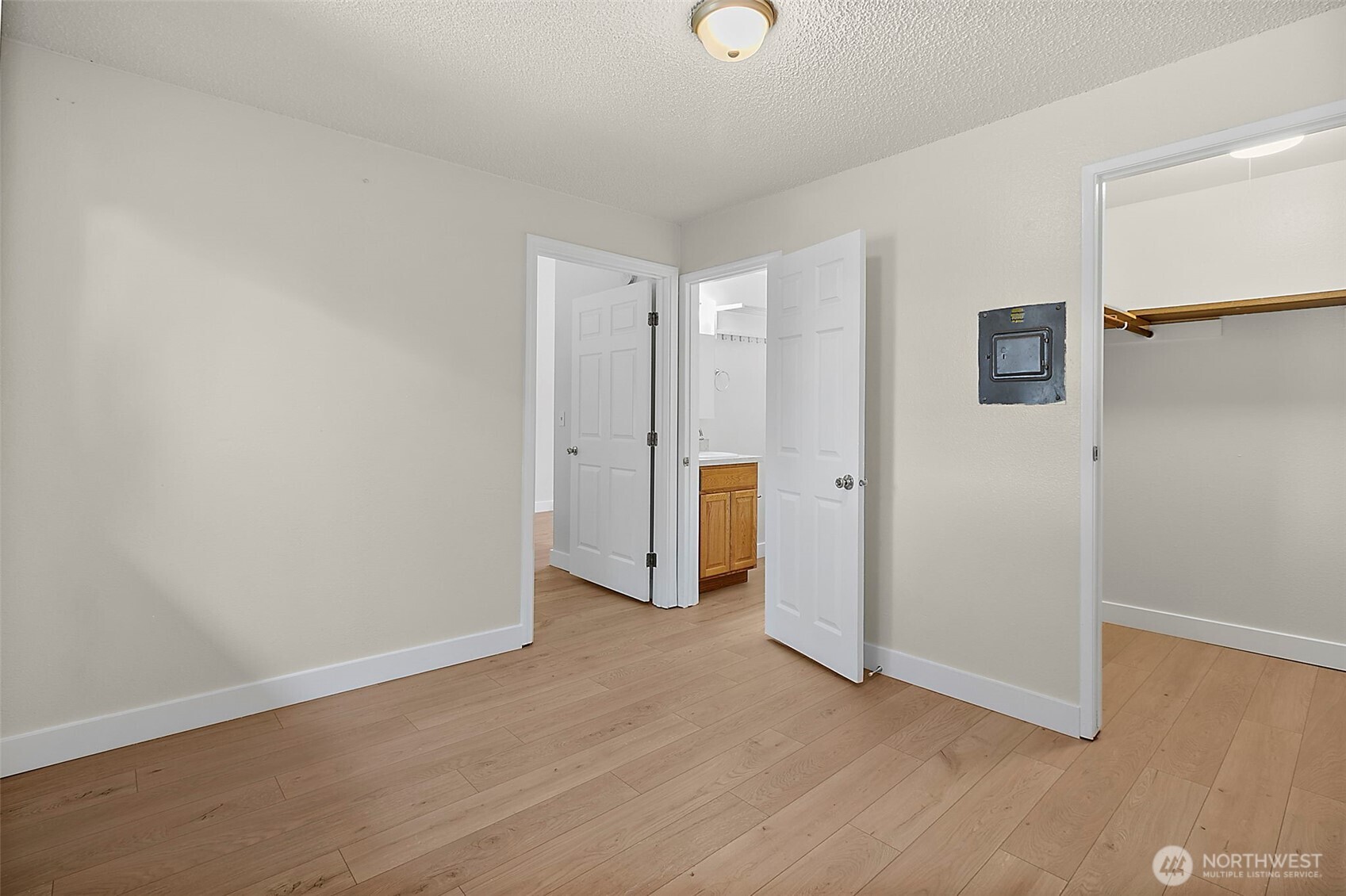 417 22nd Street Property Photo 5