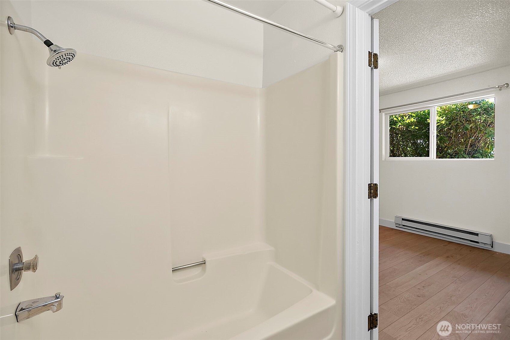 417 22nd Street Property Photo 7