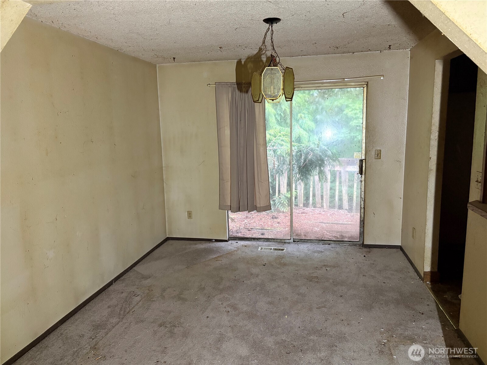 17628 Palomino Drive Property Photo 4