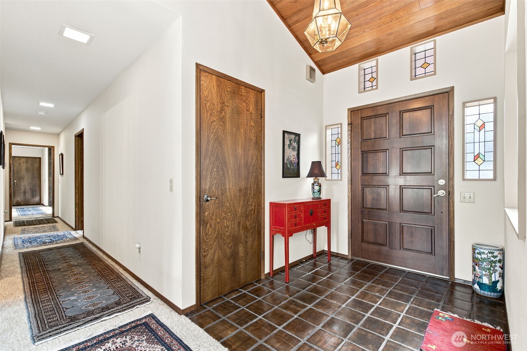 106 Fairway Place Property Photo 4