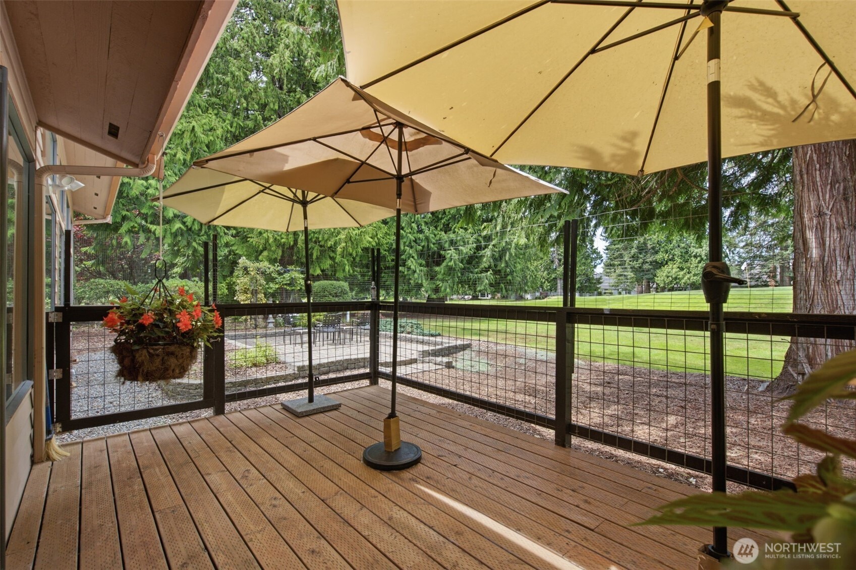 106 Fairway Place Property Photo 33