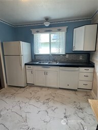 528 S 7th Property Photo 10