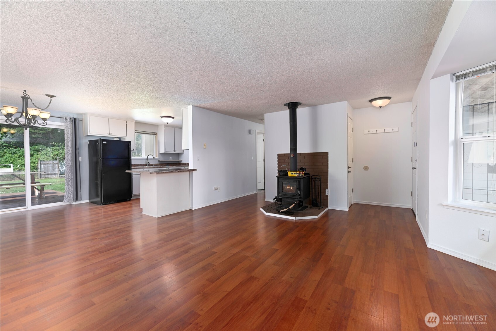 16420 W Lake Goodwin Road Property Photo 9