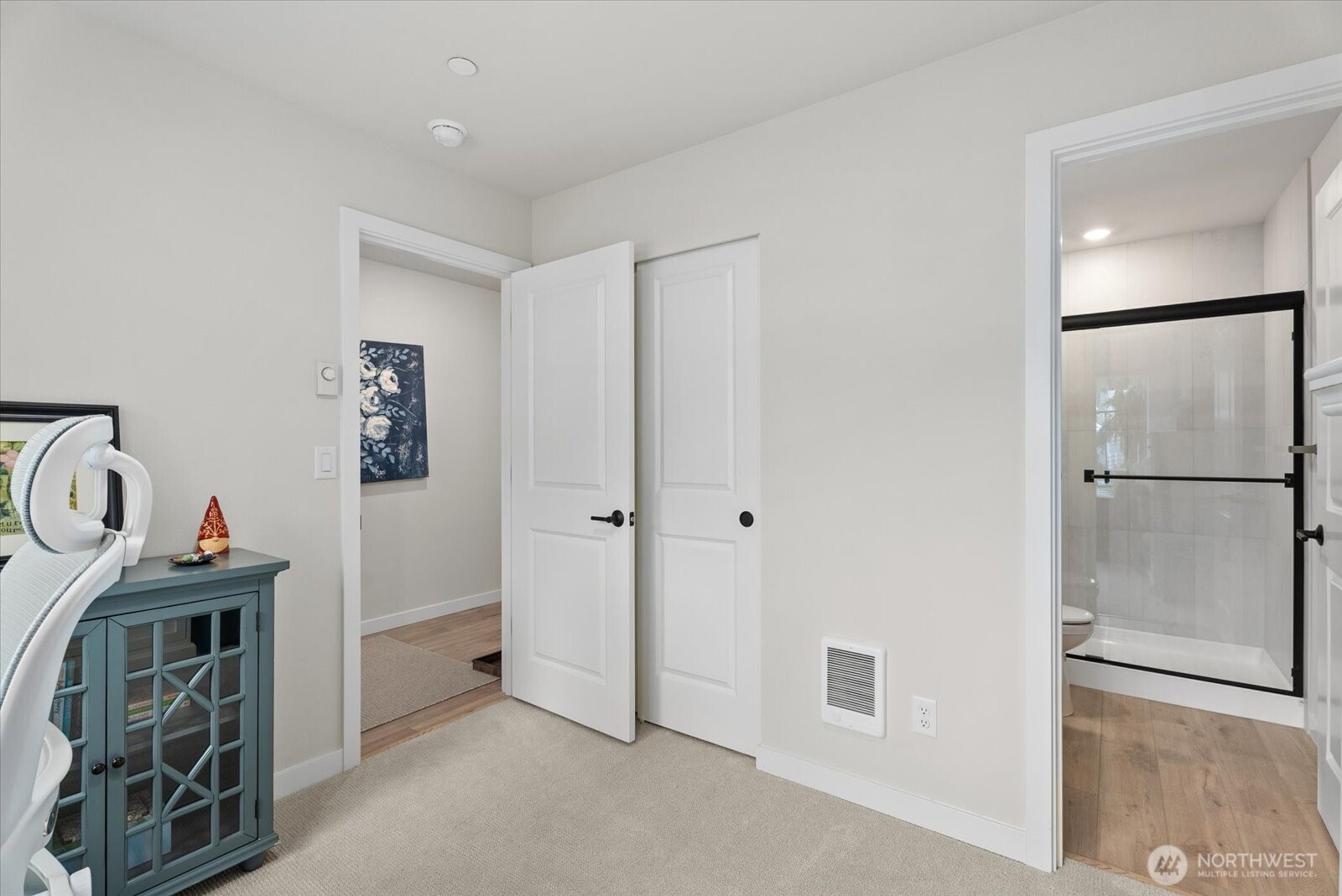 14704 Meridian Avenue B Property Photo 9
