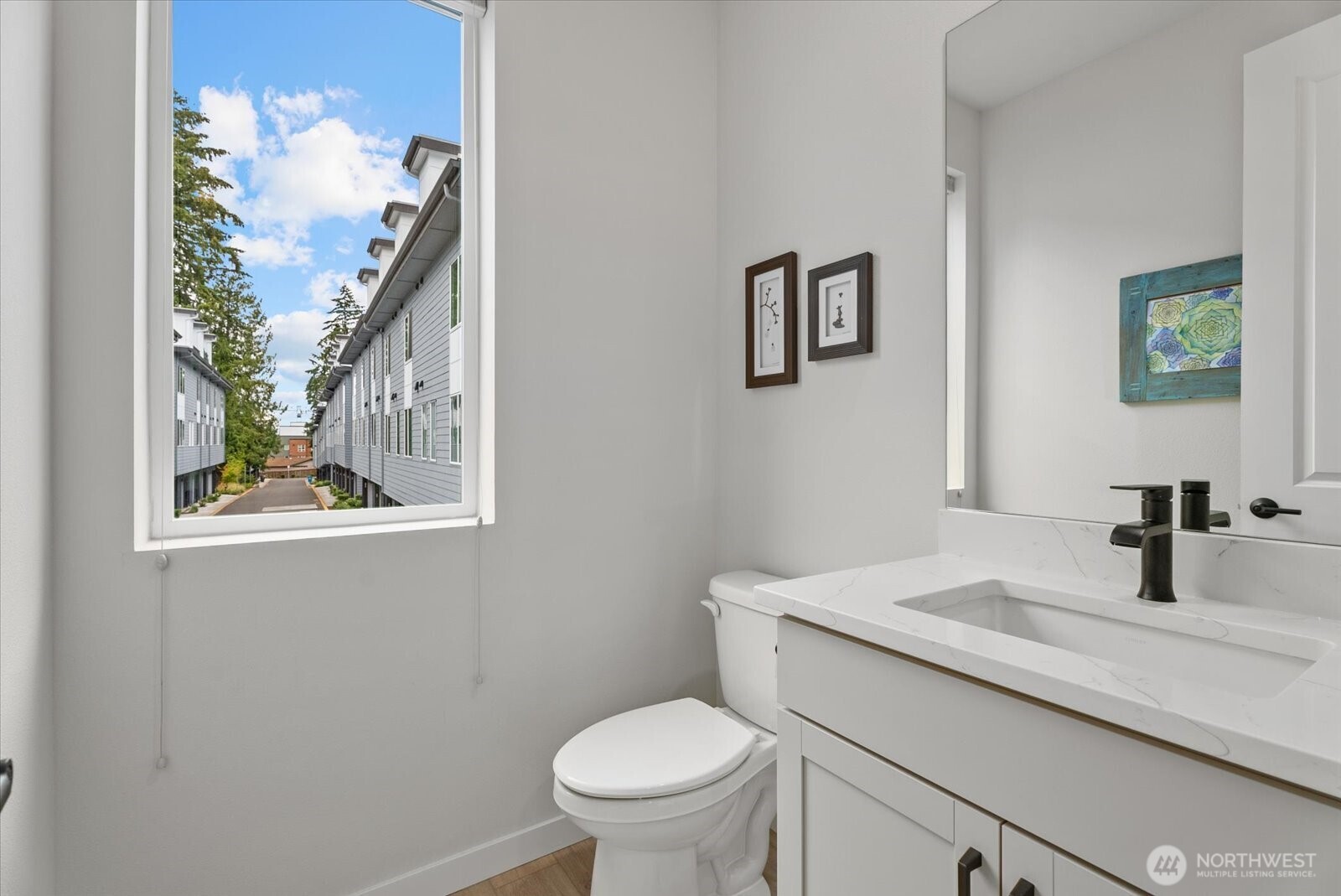 14704 Meridian Avenue B Property Photo 23