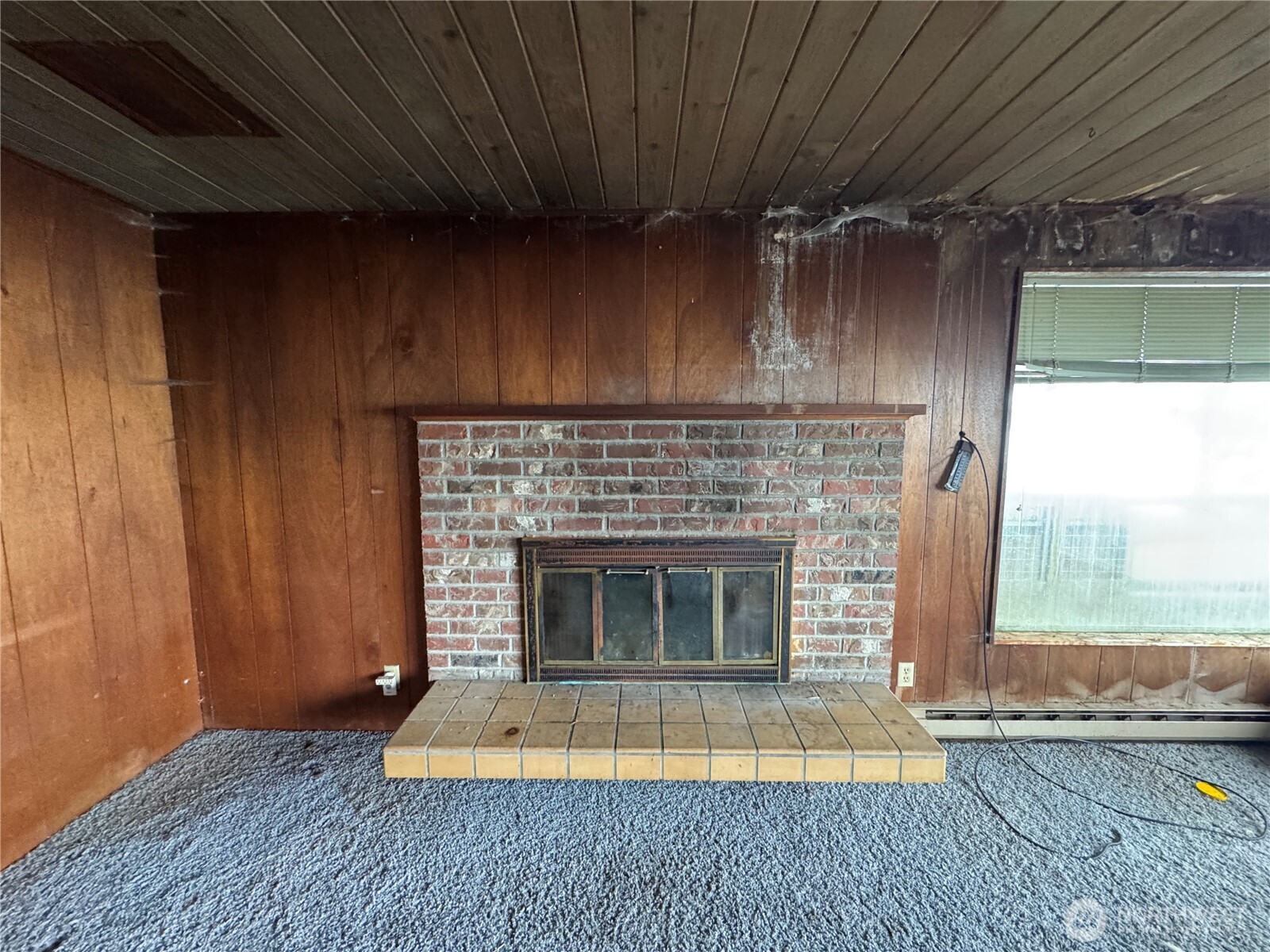 1284 Dines Point Road Property Photo 5