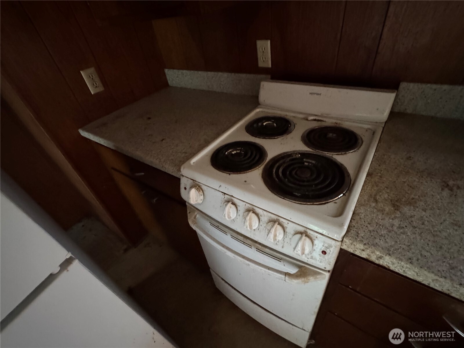 1284 Dines Point Road Property Photo 8