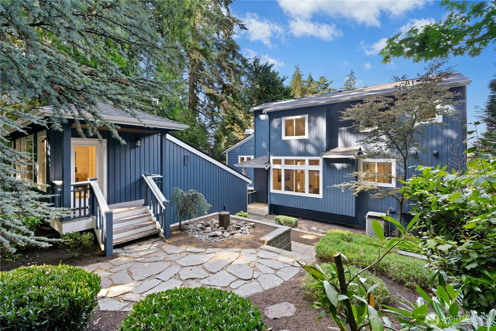 13130 Holmes Point Drive Property Photo 31