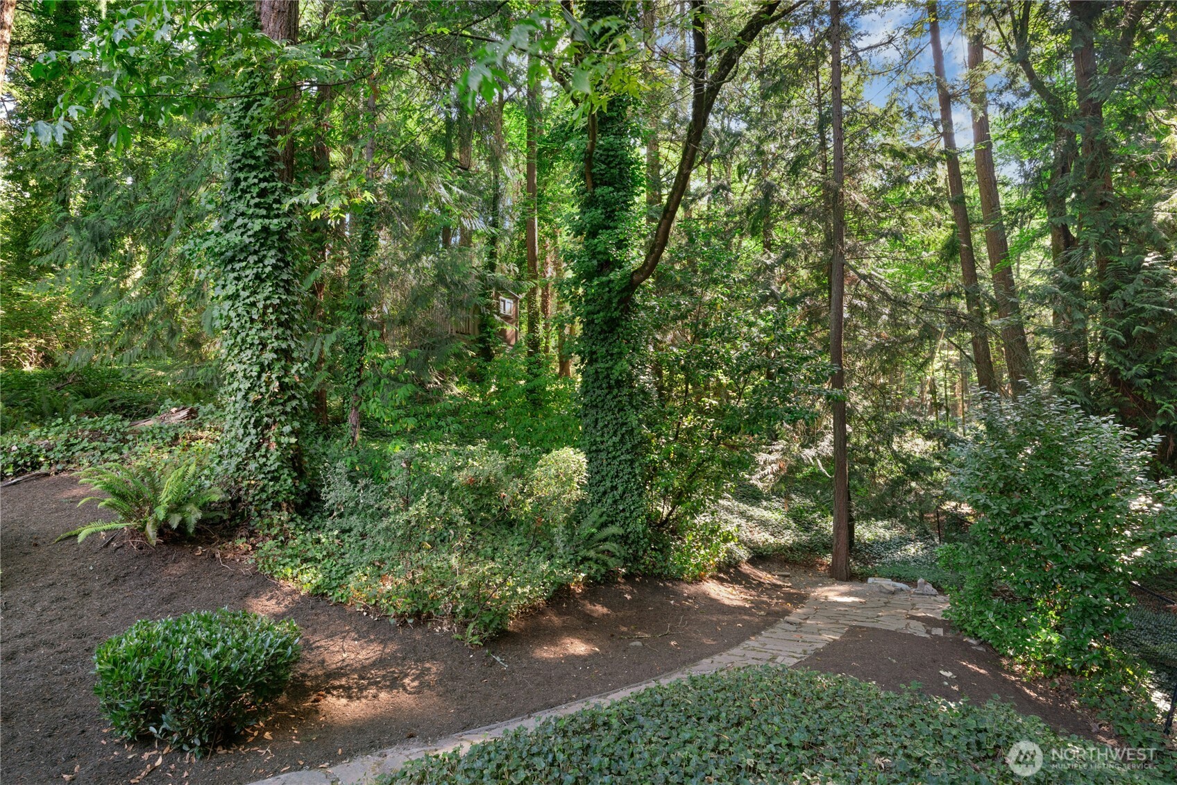 13130 Holmes Point Drive Property Photo 35