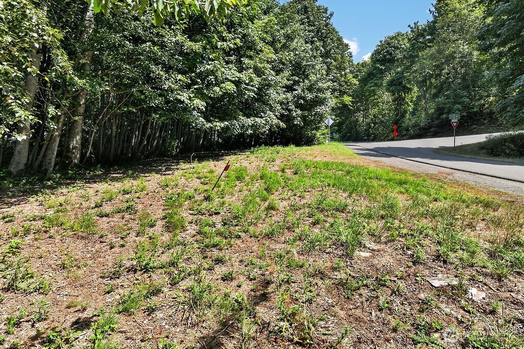 2009 E Ennis Creek Road Property Photo 7