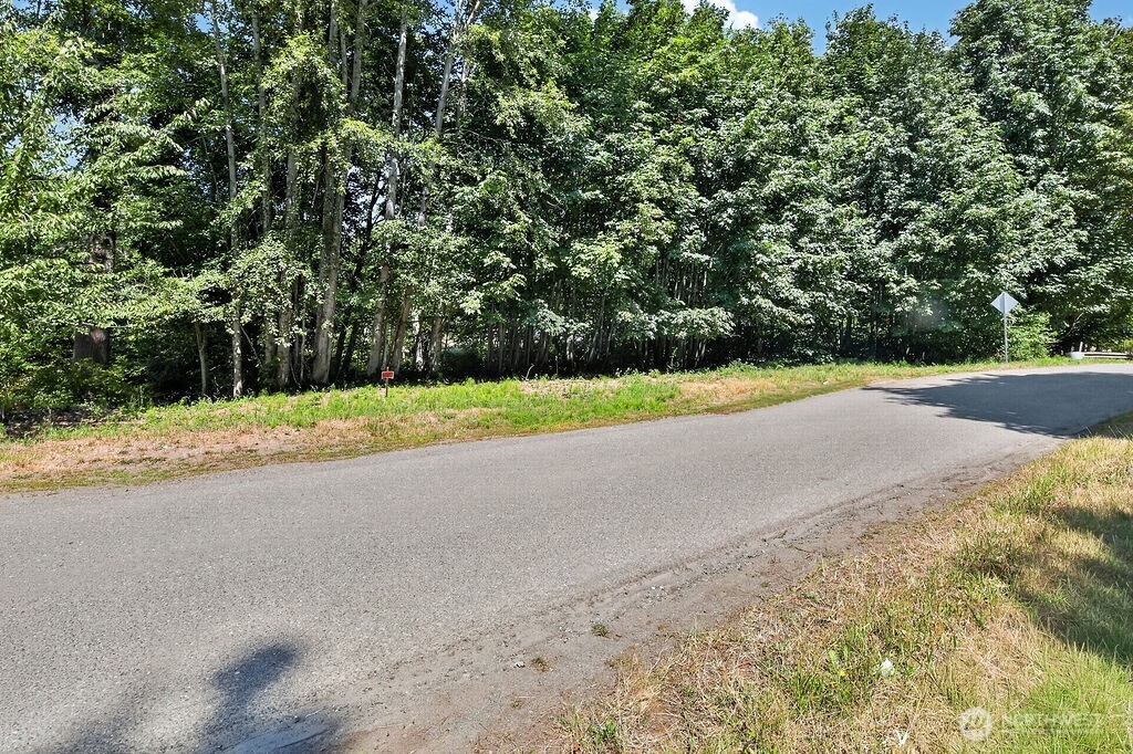 2009 E Ennis Creek Road Property Photo 8