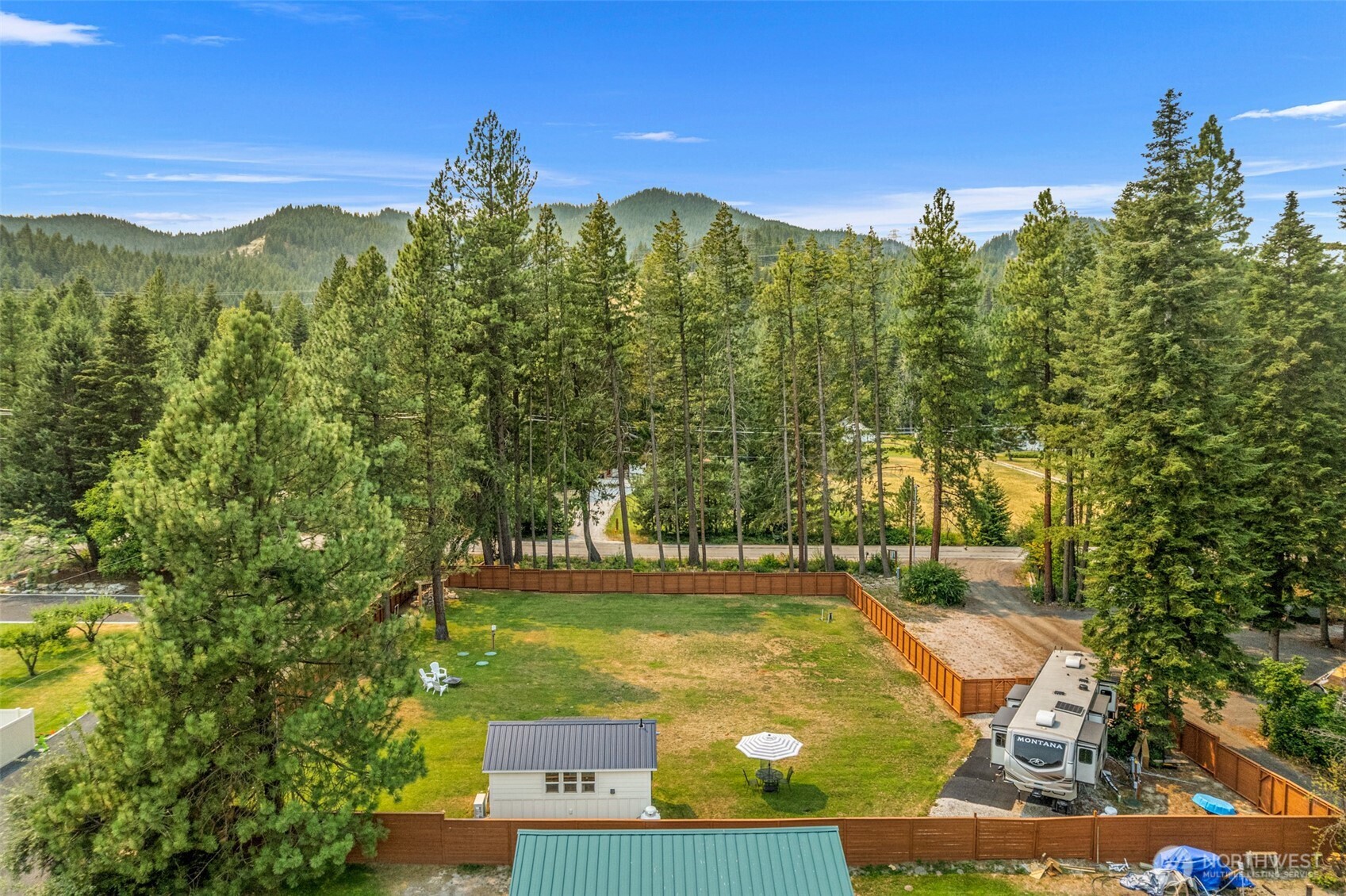 17993 River Road Property Photo 1