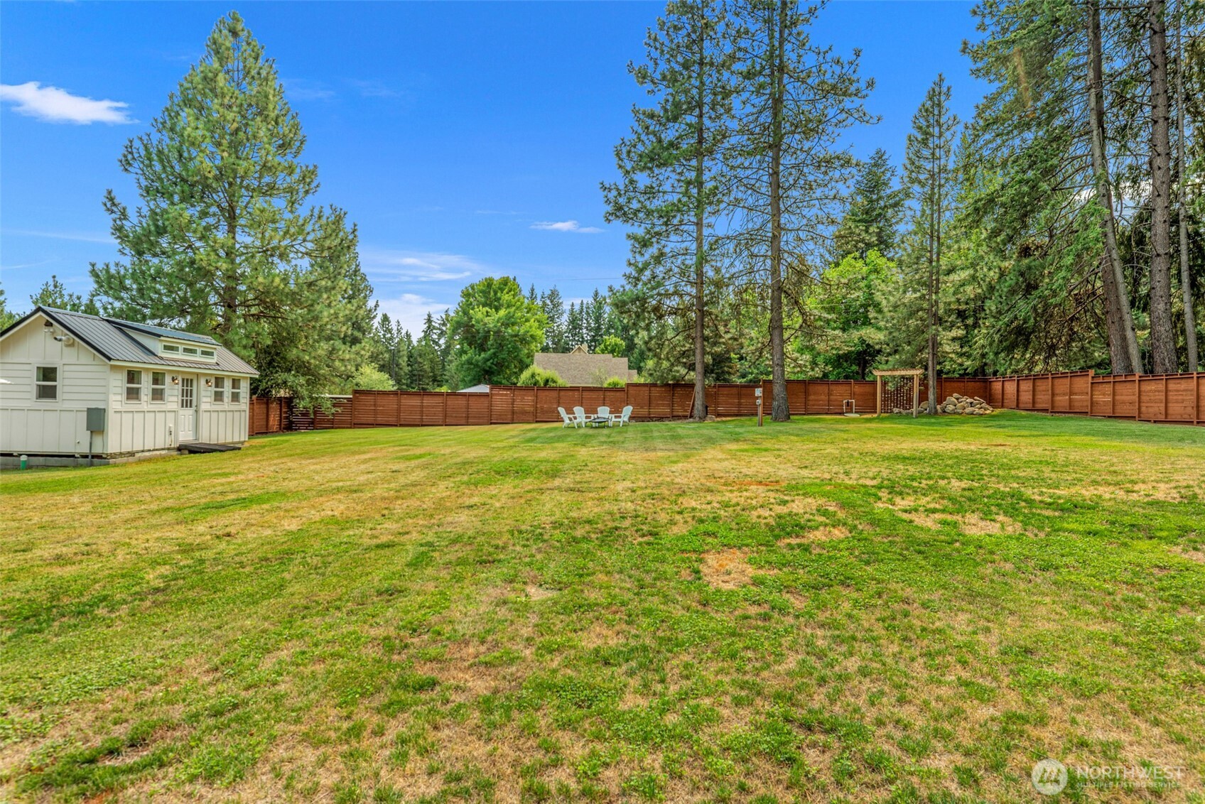 17993 River Road Property Photo 4