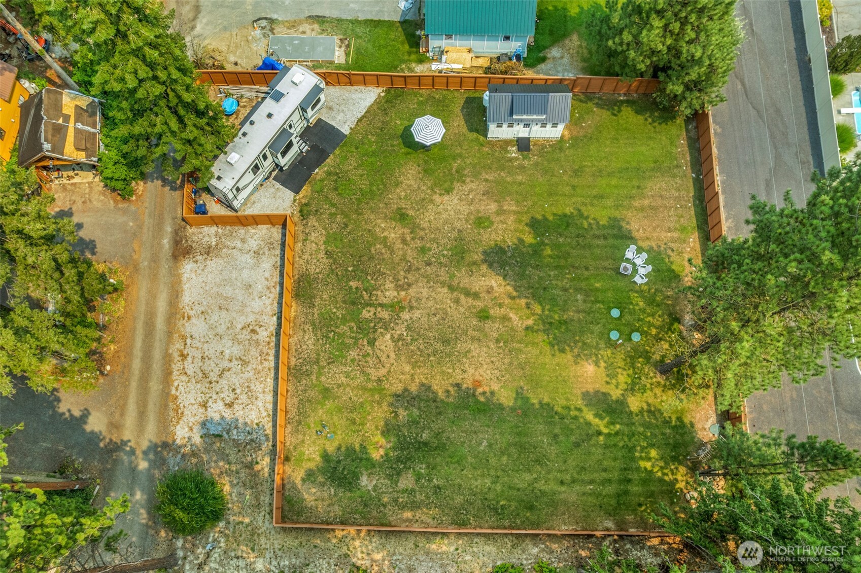 17993 River Road Property Photo 10