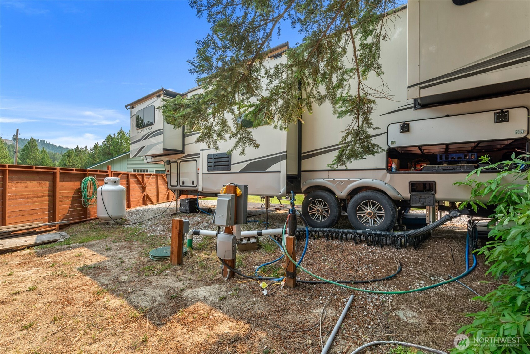 17993 River Road Property Photo 30