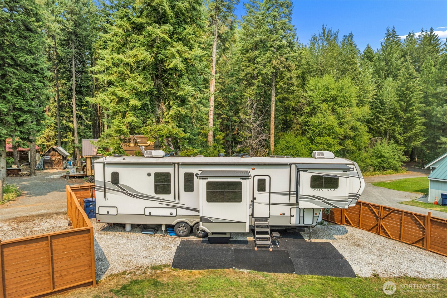17993 River Road Property Photo 32