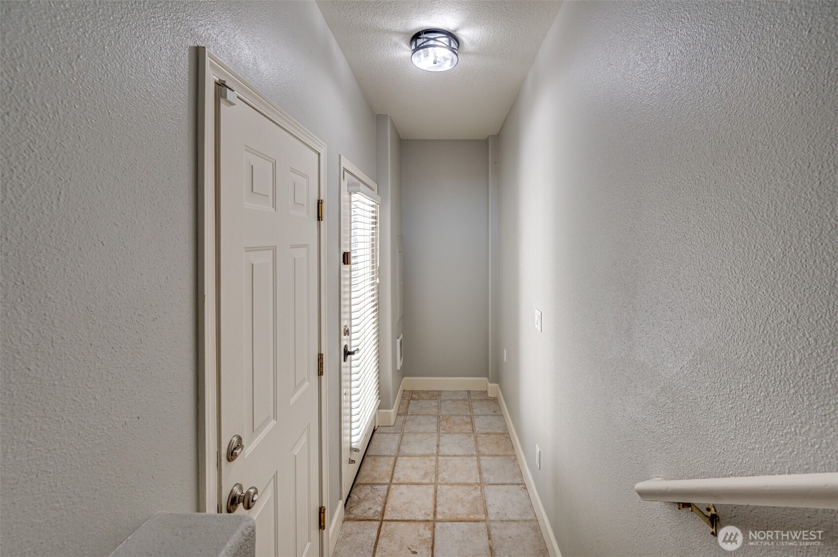 8722 Ne 17th Street Property Photo 5