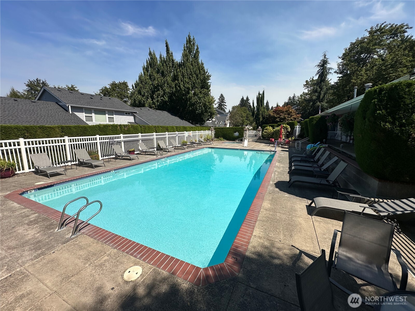 8722 Ne 17th Street Property Photo 6