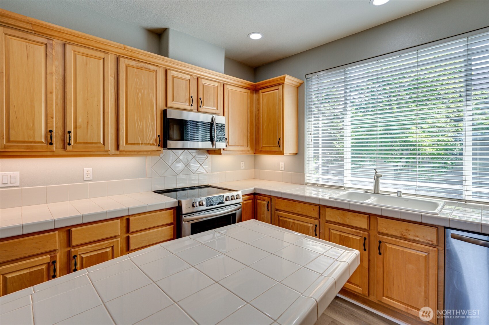 8722 Ne 17th Street Property Photo 18