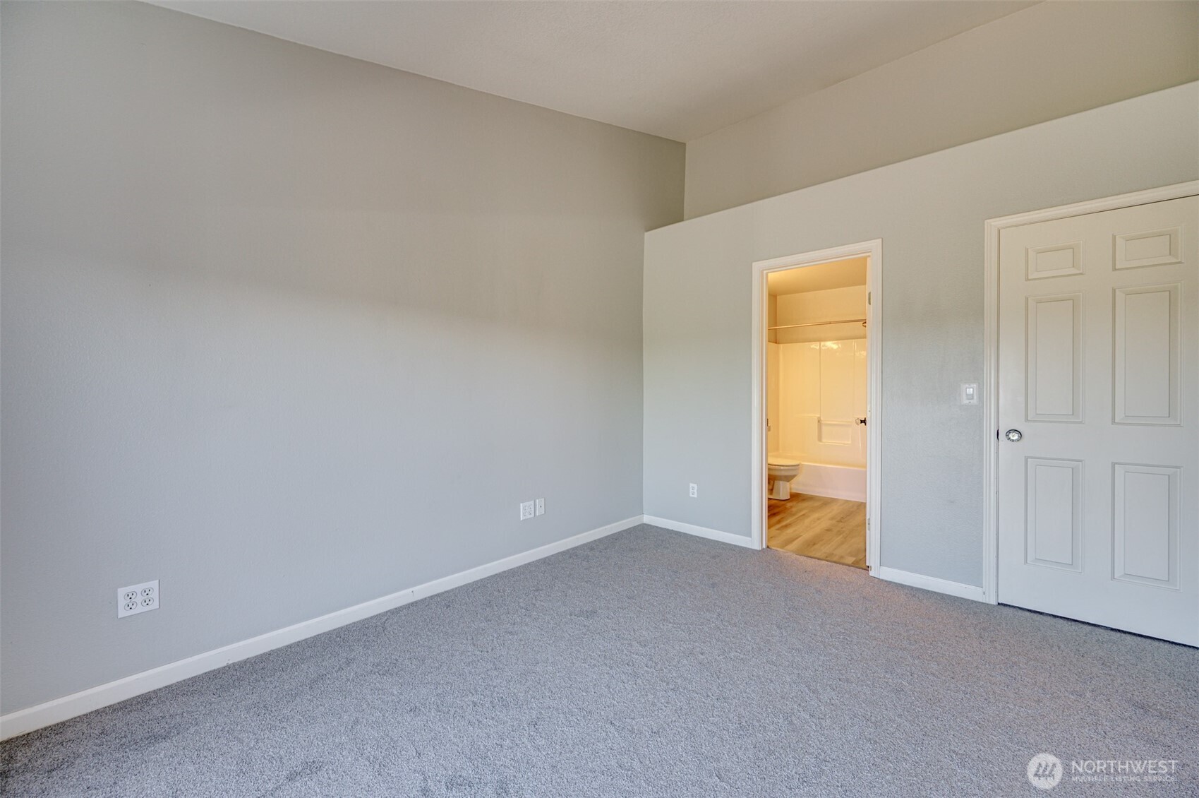 8722 Ne 17th Street Property Photo 26