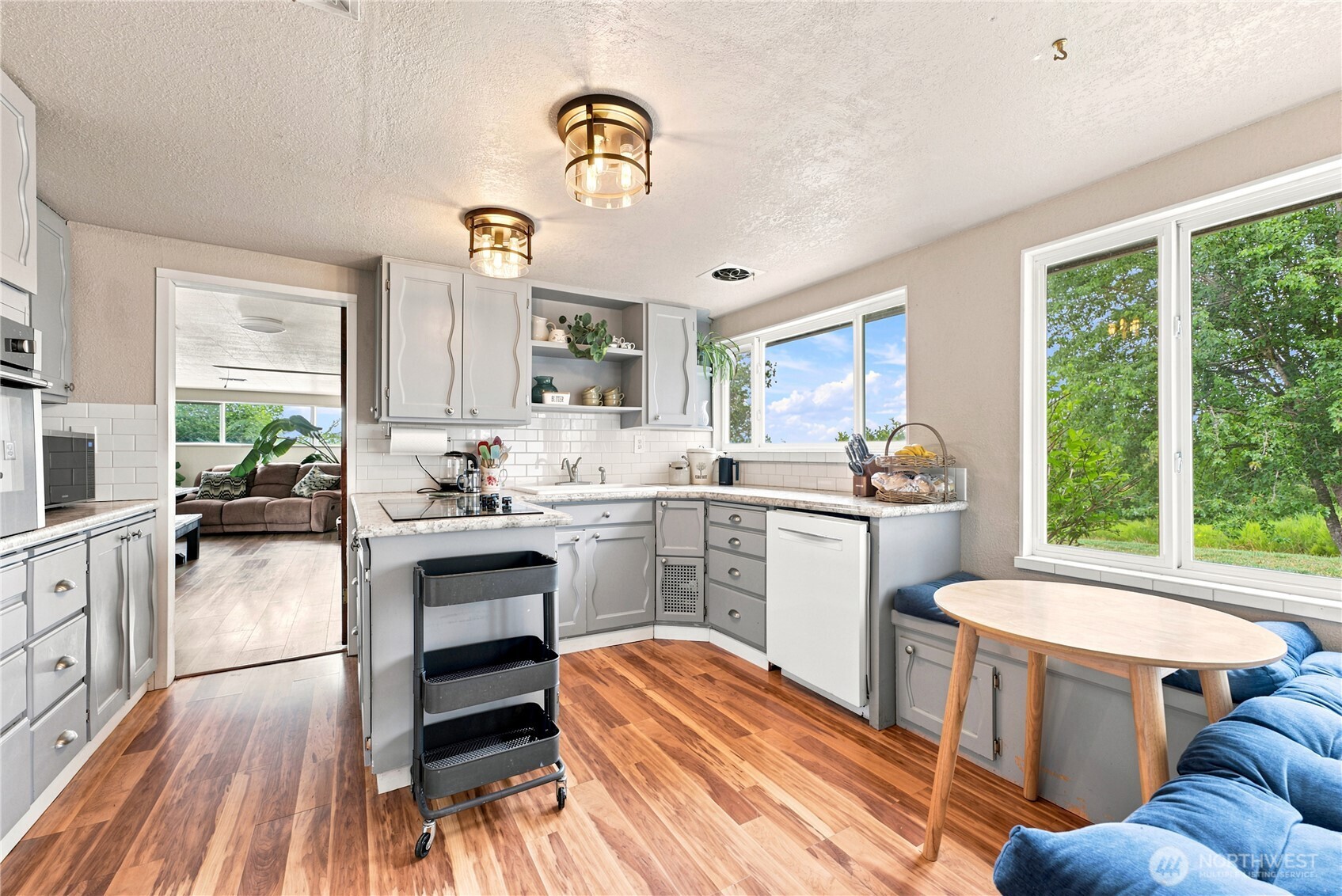 115 Yates Road Property Photo 4