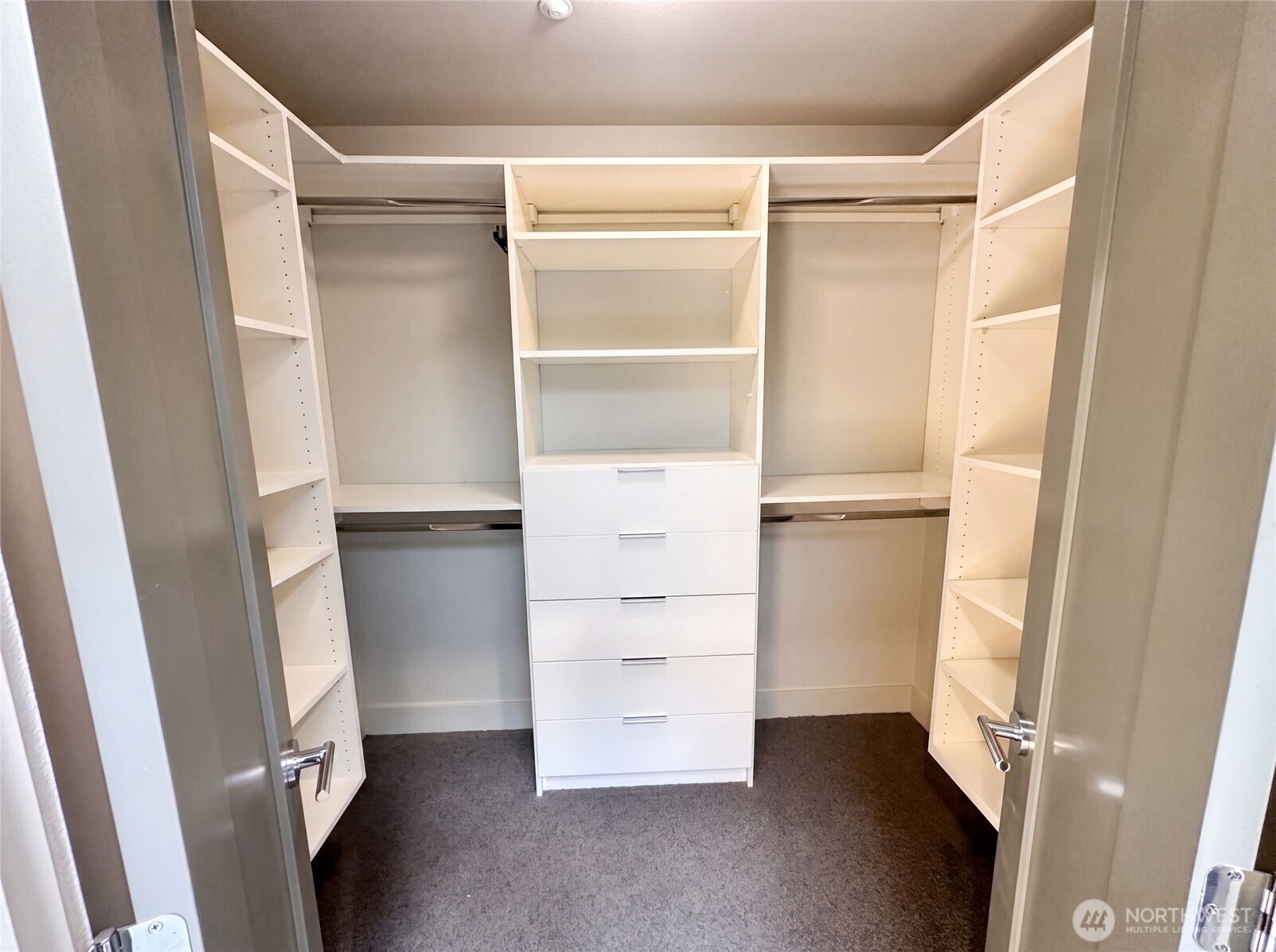 2325 Harbor Avenue B2 Property Photo 11