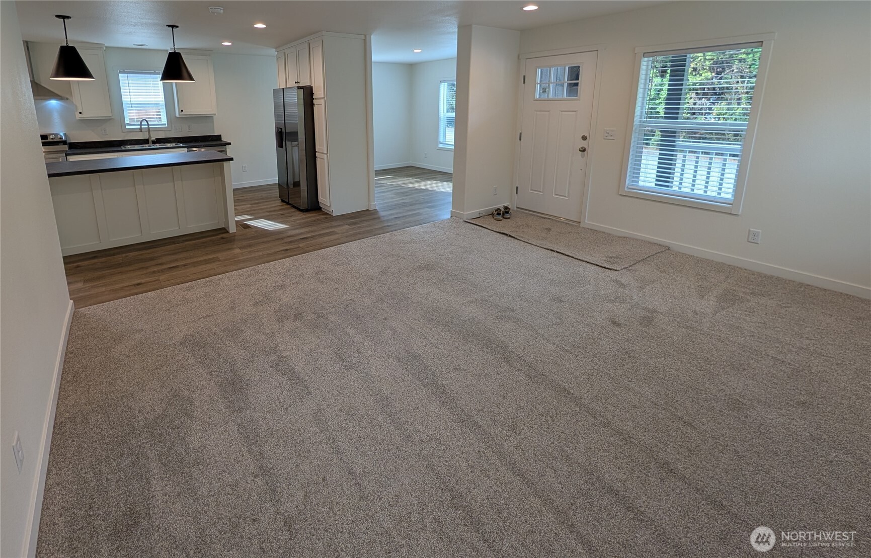 503 Nw Fir Property Photo 6