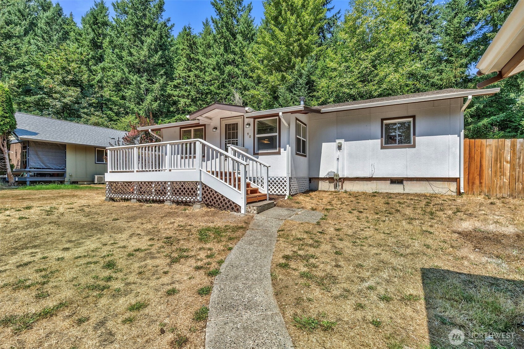 90 NE Barbara Boulevard Property Photo 1