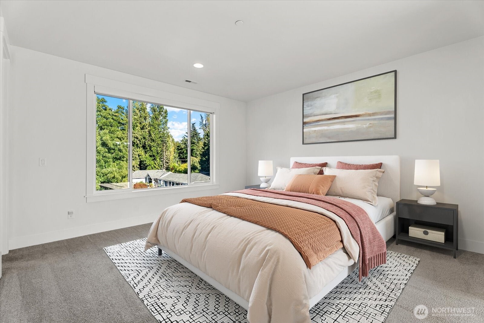 16914 1st Place Property Photo 16