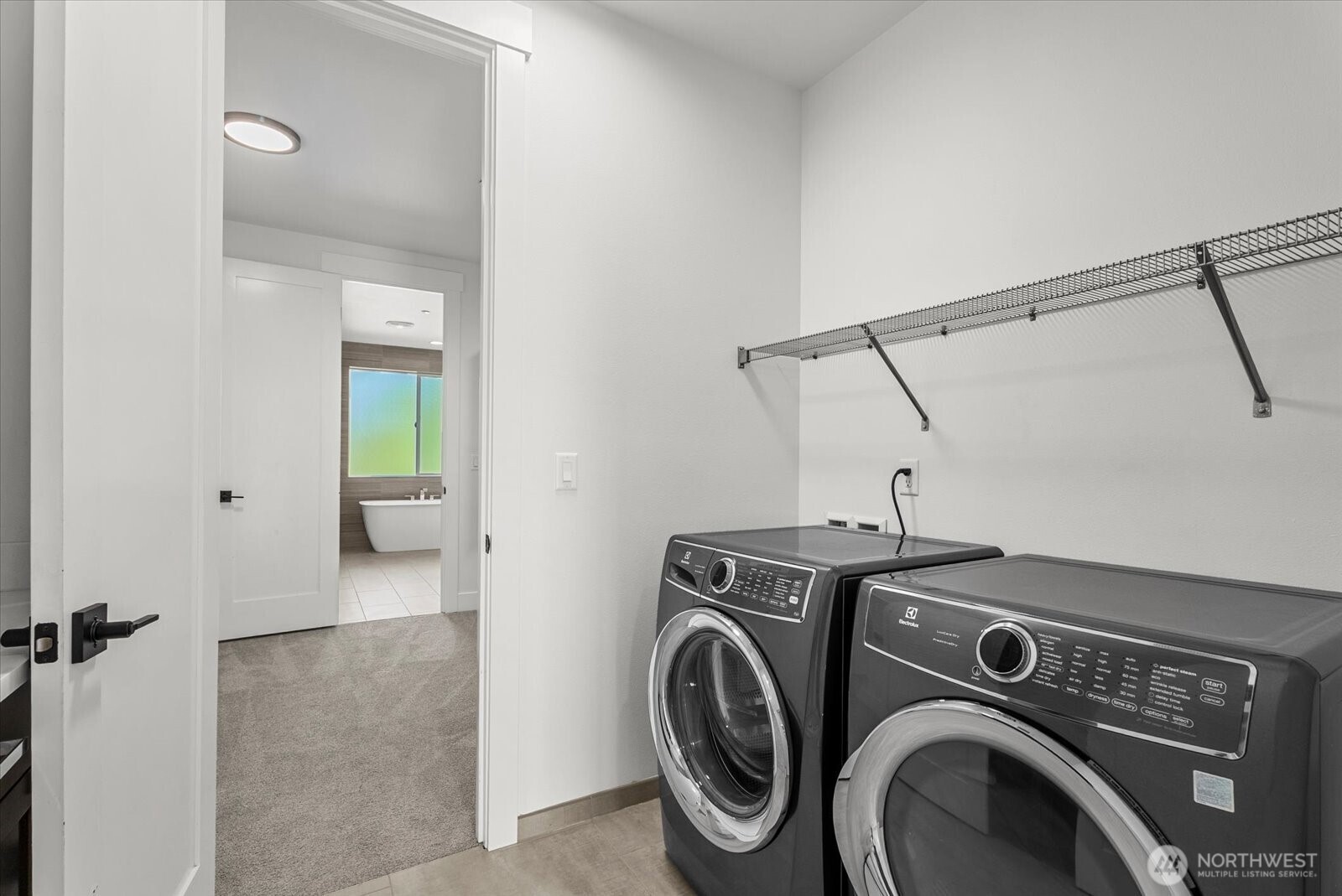 16914 1st Place Property Photo 20