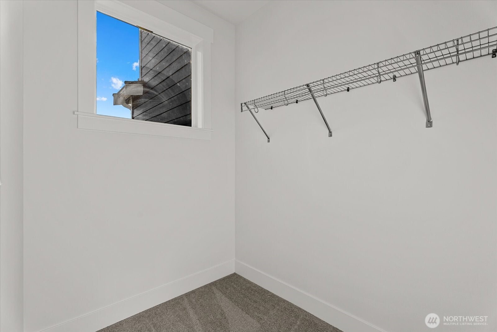 16914 1st Place Property Photo 23